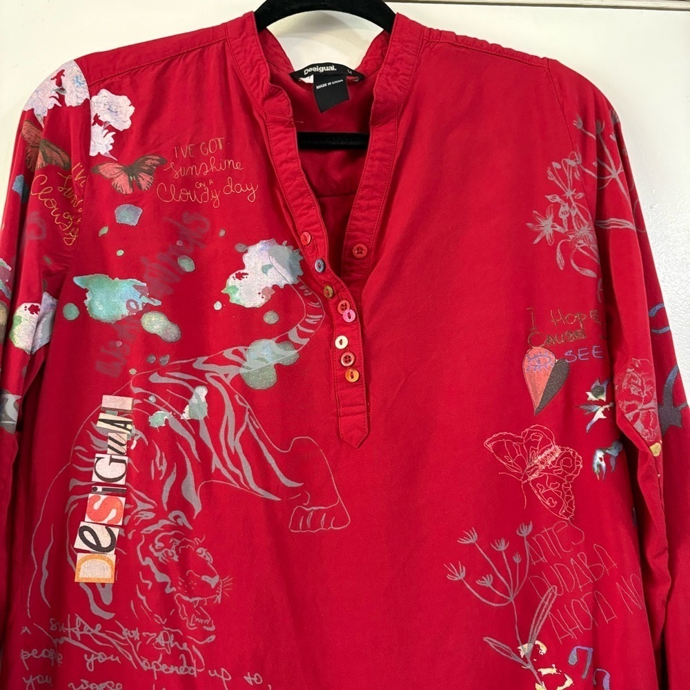 Desigual Words Long Sleeve Blouse Pop Over Top M Tiger Printed Artsy Edgy Art M - Picture 3 of 10